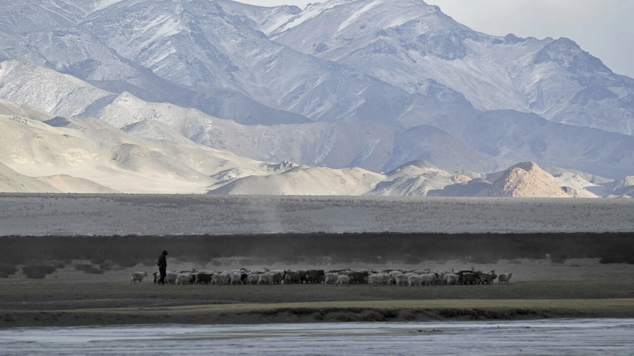 Tibetan Plateau water stores under threat: study